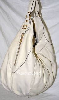 498 New BCBG Max Azria Ivory Leather Gold Zipper Hand/Shoulder Bag 