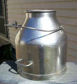 Stainless Steel Cow Milking Machine Bucket Milk Can Milker 5gal 