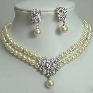 pearl wedding earrings in Jewelry & Watches