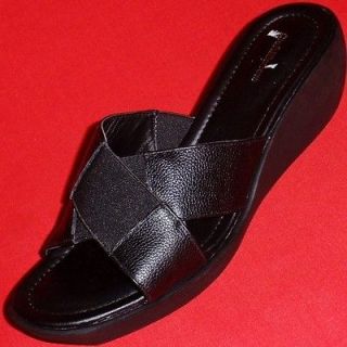 NEW Womens CROFT & BARROW JANET Black Wedge Slides Sandals Fashion 