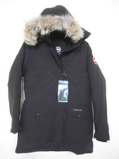 Canada Goose Jacket in Mens Clothing