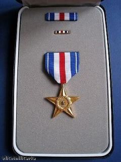 GENUINE US ARMY SILVER STAR 3rd HIGHEST COMBAT GALLANTRY MEDAL IN CASE