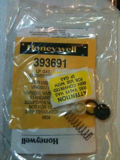 NEW PACKAGE HONEYWELL 393691 NATURAL TO LP GAS VALVE CONVERSION KIT