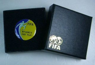 FOOTBALL SOCCER Referee Toss Coin Disc in Gift Box