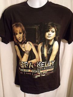 Reba McEntire & Kelly Clarkson   2 Worlds 2 Voices Tour 2008 T Shirt 2 