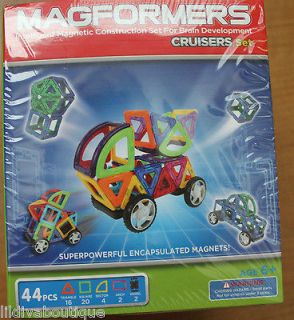   CRUISERS EXTREME 44pc Magnetic Building Set with 2 Wheels Rainbow