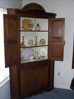 Antique Corner Cabinet in Antiques