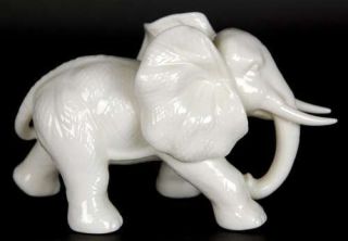 BLANC DE CHINE ELEPHANT STATUE Chiense Porcelain Gift F