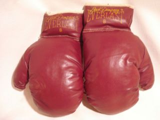   1950s Vintage Pair of 10 Everlast #1103 Jack Dempsey Boxing Gloves