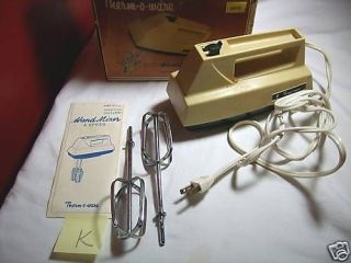 VNT THERMO WARE ELECTRIC PORTABLE HAND MIXER 5 SPEED **