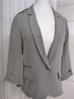 Elizabeth and James Gray 100% Silk Blazer Size 4 Excellent Condition