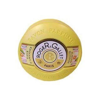 Roger & Gallet Almond Blossom Perfumed Soap, 3.5 Ounce 