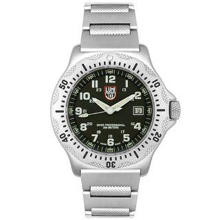 Luminox Mens 8002 Ultimate Navy SEAL Dive Watch Watches 