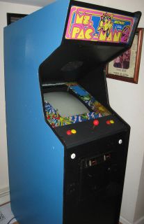 Fun multigame arcade machine. Ms Pacman, Donkey Kong, Galaga 
