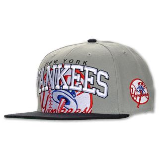 FinishLine   New Era New York Yankees Block SNAPBACK Hat customer 
