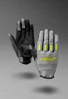 oakley gloves in Clothing, 