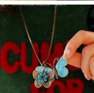 New fashion Retro long Butterfly Pendant Sweater Chain Necklace GD 