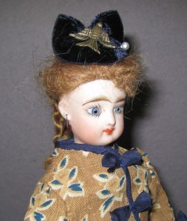 FG French fashion poupee lady doll 12 beautiful costume