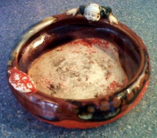 Meiji Period Sumida Gawa bowl with impressed mark of Ryosai