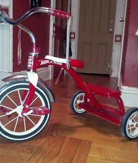 Radio Flyer Tricycle.. Retro Red Model #33   Bell attached with Handle 