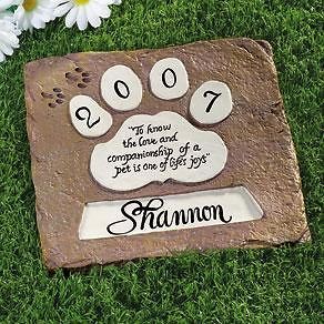 PERSONALIZED Pet Dog Memorial Monument Cemetery Grave Stepping Head 