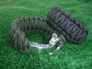   Paracord Bracelet w adjustable shackle, King Cobra PICK SHACKLE/COLOR