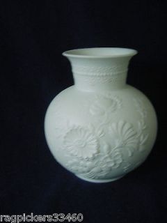 vintage kaiser germany white matte flower porcelain vase 7 time