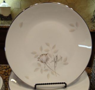 Rosenthal Bettina Dinner Plates 3436 Made in Germany Roses Grey Peach 