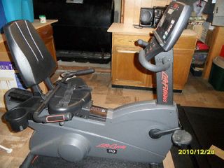 LIFE FITNESS R9 RECUMBENT BICYCLE   20 LEVELS RESISTANCE 