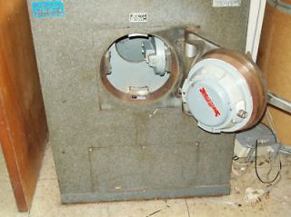 mosler used safe with inner keyed vault 