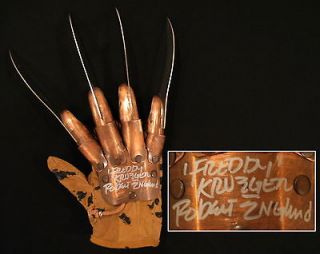 Robert Englund Freddy Krueger Signed Nightmare on Elm Street Glove 