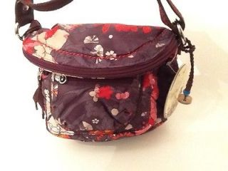 SAKROOTS Artist Circle Crossbody flap Bag NEW ideal for travel, lots 