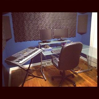 Small Studio Kit 24sf SoundTrax acoustic foam panels & 4 Bass Traps 