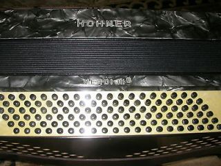 hohner verdi iii b accordian case  200