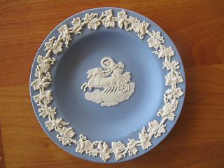 collectible jasperware blue wedgwood small plate  14