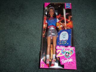 New Walt Disney Barbie Doll African American 2000 Year