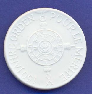 Medal Alexander Von Humboldt Porcelain Meissen UNC V143