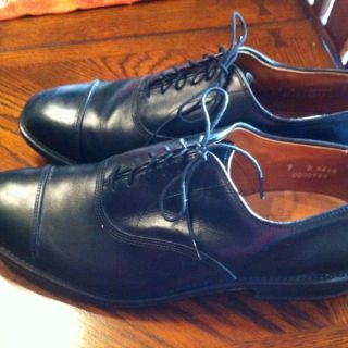 Allen Edmonds Shoes Size 9