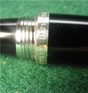 ALFRED DUNHILL BLACK FOUNTAIN PEN WITH 18K GOLD NIB (B)