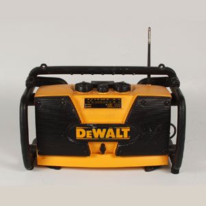 work site radio am fm stereo 18 volt battery charger