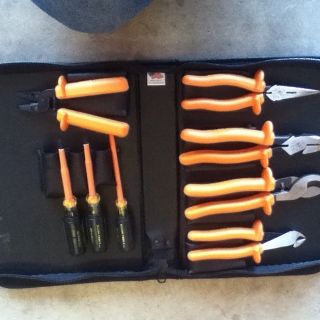 Klein 8 Piece Tool Kit 33526 1000 VOLTS Rated New