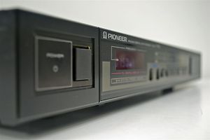 PIONEER TX 960 AM FM Digital Synthesizer Stereo Radio Tuner Used