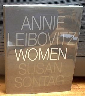 Signed Annie Leibovitz Signed Susan Sontag Women HC DJ