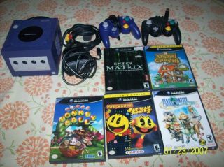 Nintendo GameCube with 2 controllers and 5 games Animal Crossing Final 
