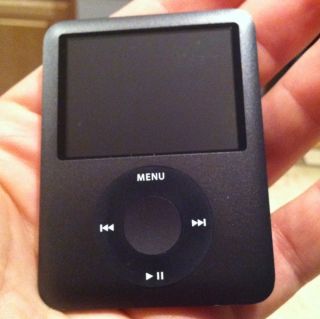 Apple iPod Nano 3rd Generation Black 8 GB