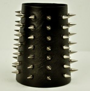 Cone Spike Death Metal 5 Wristband Armband Heavy Black Doom Rock 