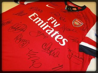 Genuine Signed New 2012 2013 Arsenal Home Shirt with Full Team 