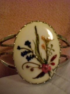 Handcrafted Artisan Wildflower Bracelet A Beauty