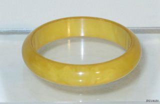 vintage 50 s cloudy yellow swirl bakelite bracelet