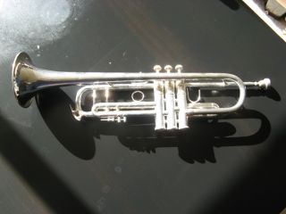 Bach Stradivarius Trumpet Model 37 with Case Mute